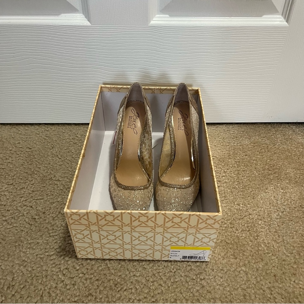 Jewel Badgley Mischka Aylin Evening Pumps Size 6 Gold Glitter - Picture 6 of 6